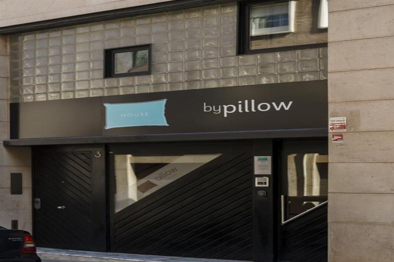 Bypillow House Barcelona Exteriör bild